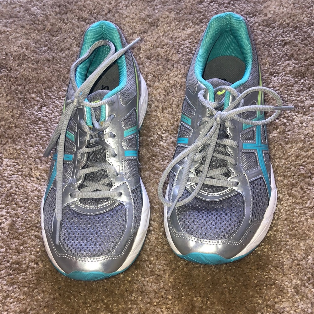 Women’s ASICS sneakers